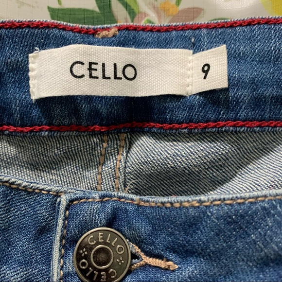 Ripped Jeans size 9 - Picture 7 of 9